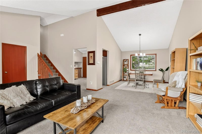 17229 Crestline Ave, Centennial, CO 80015