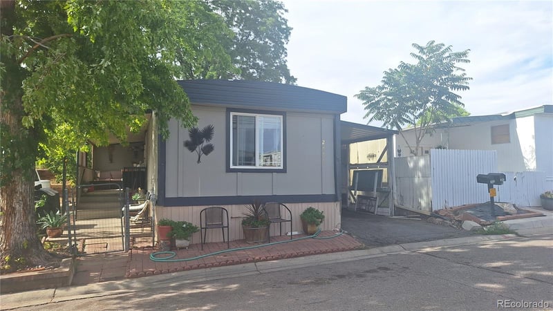 2853 Blue Jay St Lot 147, Denver, CO 80260