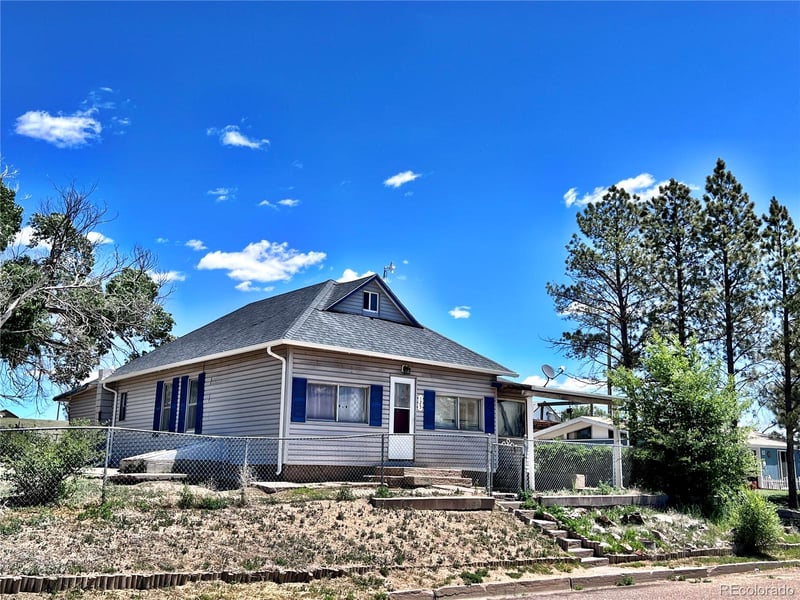 125 7th St, Hugo, CO 80821