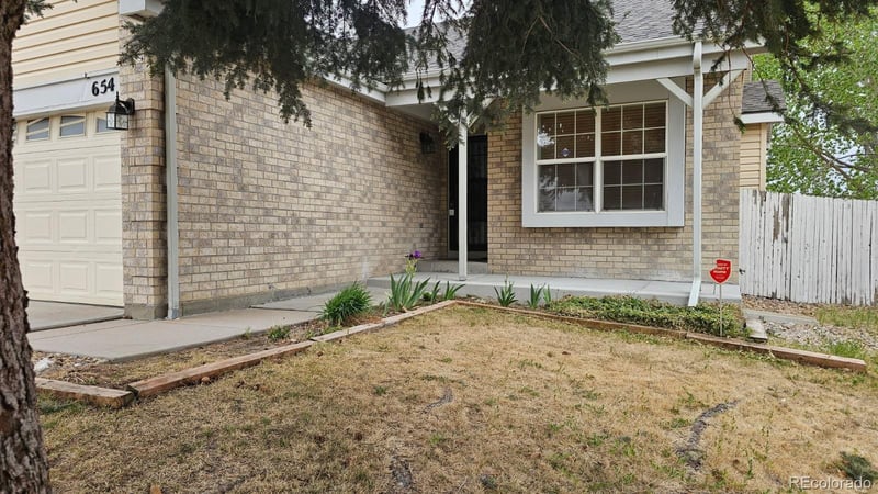 654 116th Ave, Northglenn, CO 80234