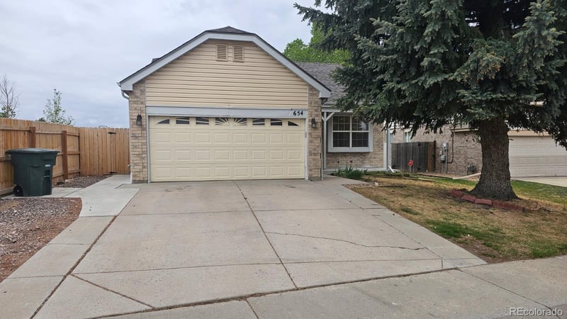 654 116th Ave, Northglenn, CO 80234