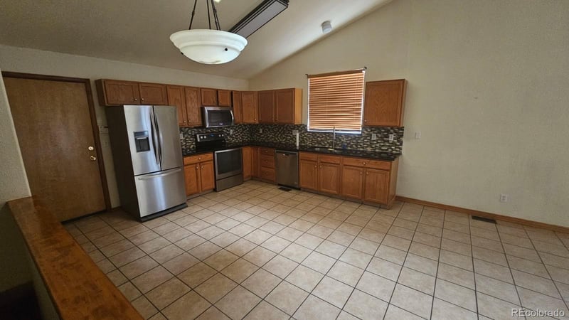 654 116th Ave, Northglenn, CO 80234