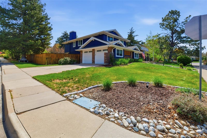 6210 Grape Ct, Centennial, CO 80121