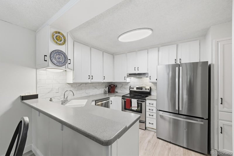 3470 S Poplar St S #209, Denver, CO 80224