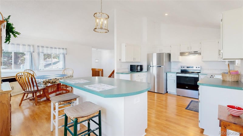 3663 Flanders St, Aurora, CO 80013