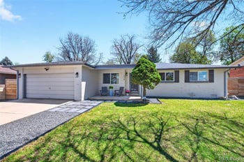934 Macon St, Aurora, CO 80012