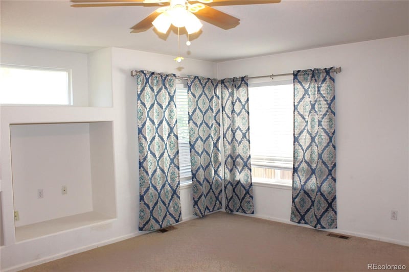 4915 Waldenwood Dr, Highlands Ranch, CO 80130