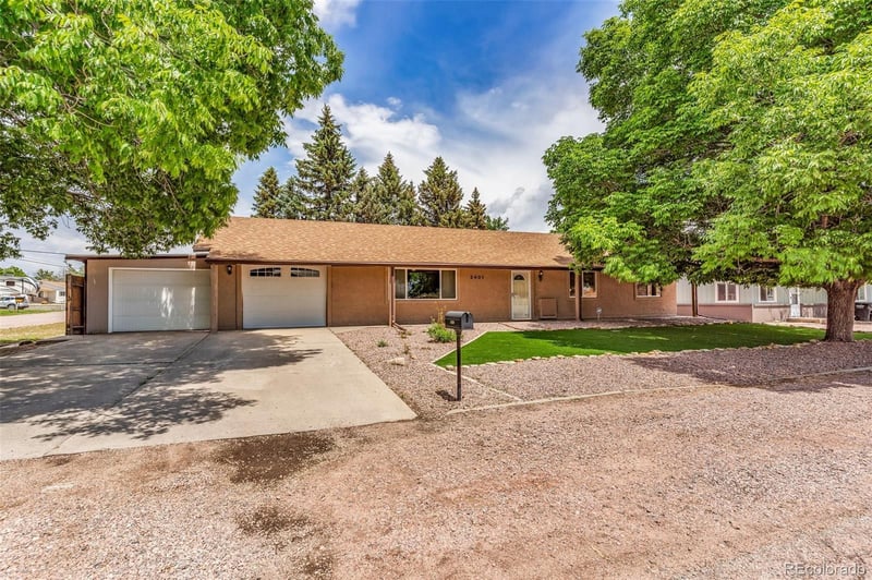 2401 Clayton , Canon City, CO 81212