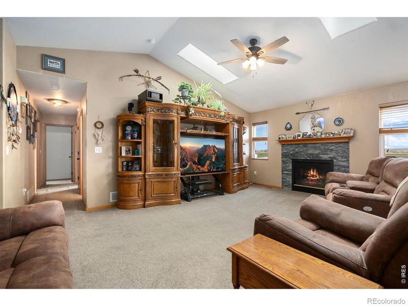 953 Greeley Ave, Johnstown, CO 80534