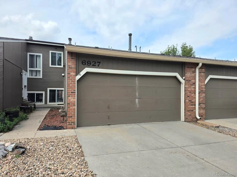6927 Bryant St, Littleton, CO 80120