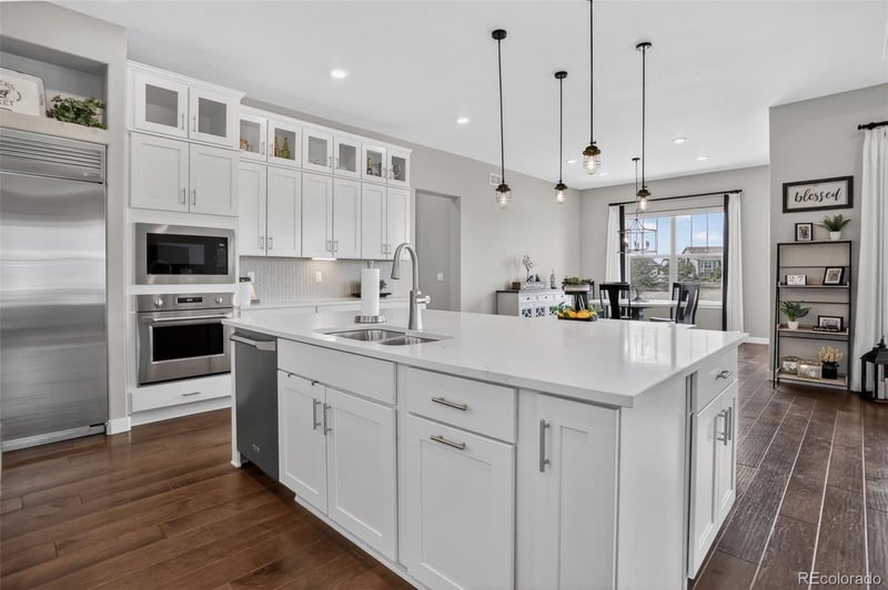 15217 Roslyn St, Thornton, CO 80602