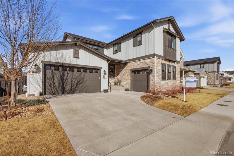 9252 Star Streak Cir, Littleton, CO 80125