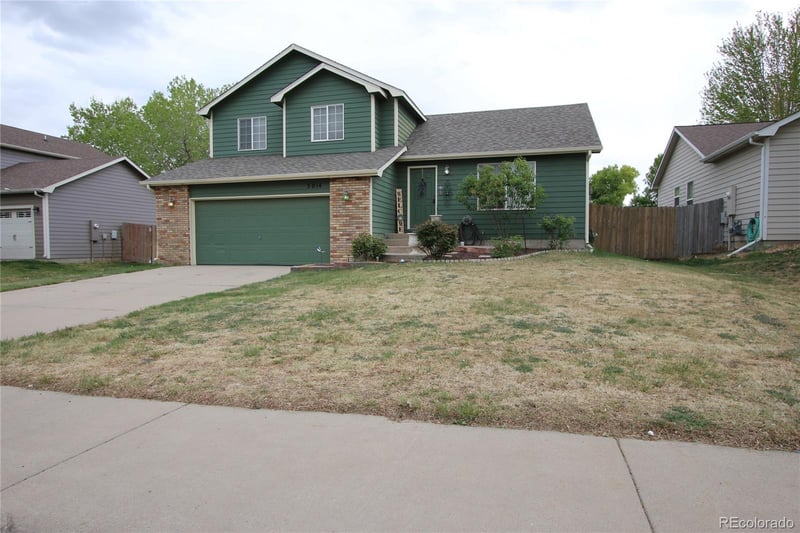 3014 Mariners Landing Dr, Evans, CO 80620