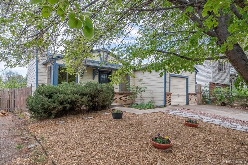 4790 Quintero Cir, Aurora, CO 80015