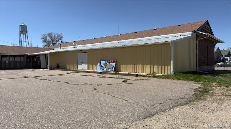 664 2nd Ave, Deer Trail, CO 80105