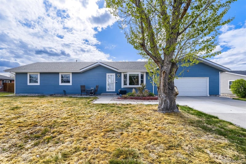 1853 Burton St, Strasburg, CO 80136