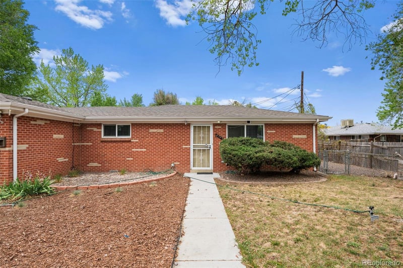 8793 46th St #B, Wheat Ridge, CO 80033