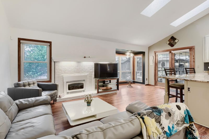 8266 Logan Ct, Littleton, CO 80122