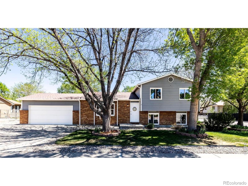 2742 Redbud Dr, Loveland, CO 80538