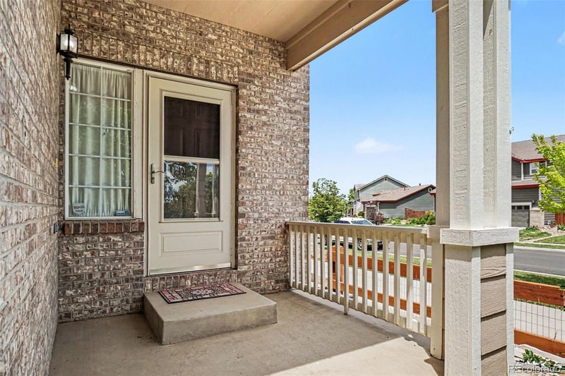 10053 Crystal Cir, Commerce City, CO 80022