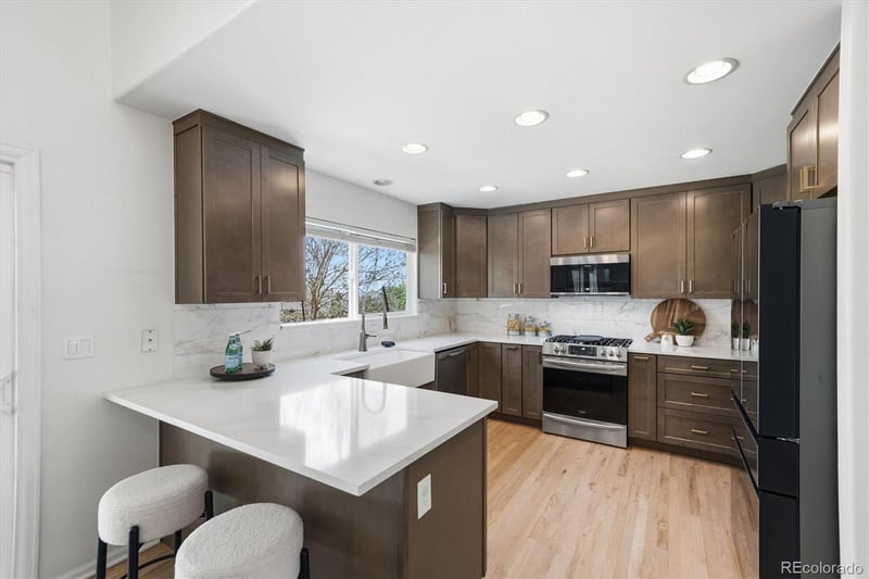 6101 Shawnee St, Centennial, CO 80015