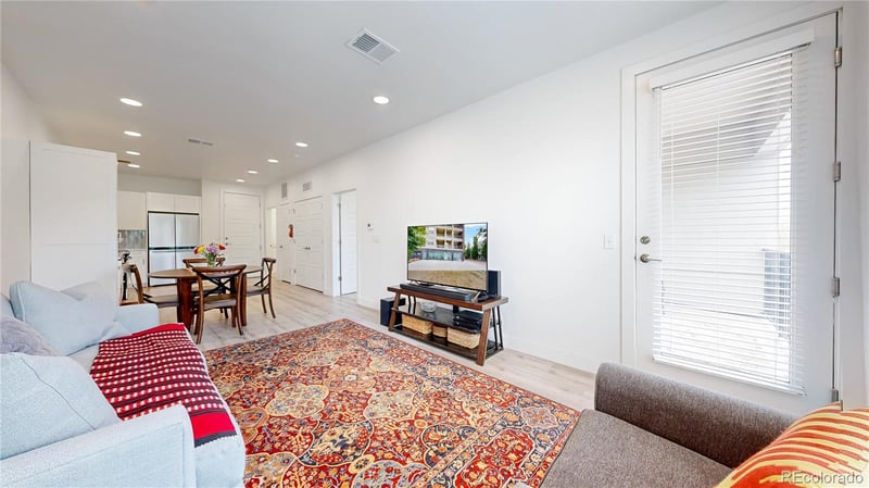 2851 52nd Ave #206, Denver, CO 80221
