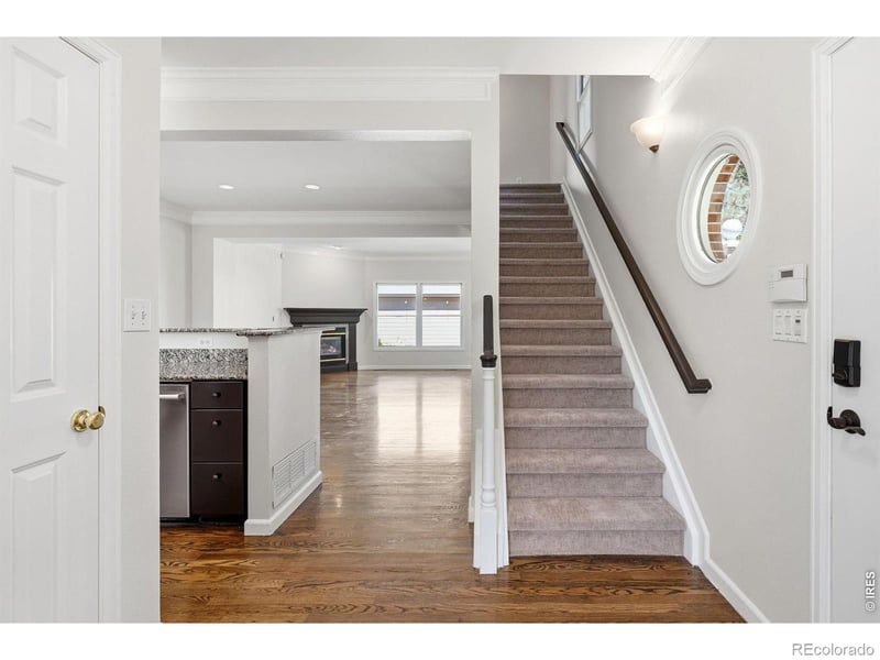 944 Ivanhoe St, Denver, CO 80220