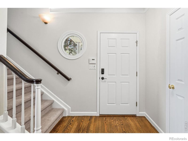 944 Ivanhoe St, Denver, CO 80220
