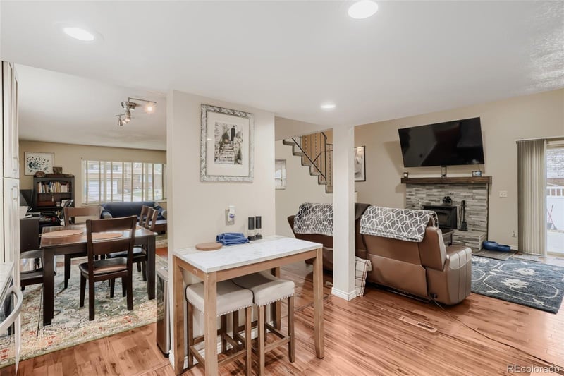 8901 Radcliffe Pl, Littleton, CO 80123