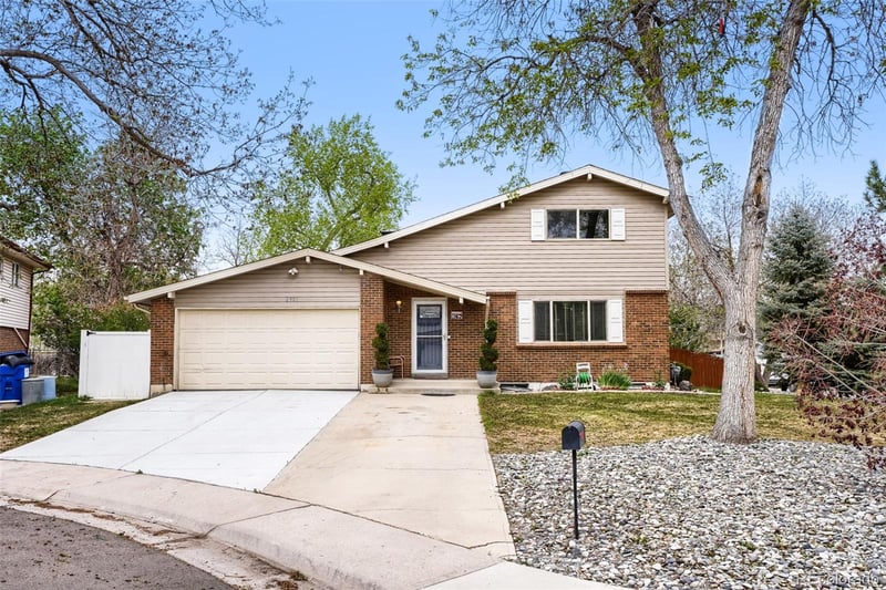 8901 Radcliffe Pl, Littleton, CO 80123