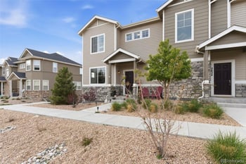 5620 Canyon View Dr, Castle Rock, CO 80104