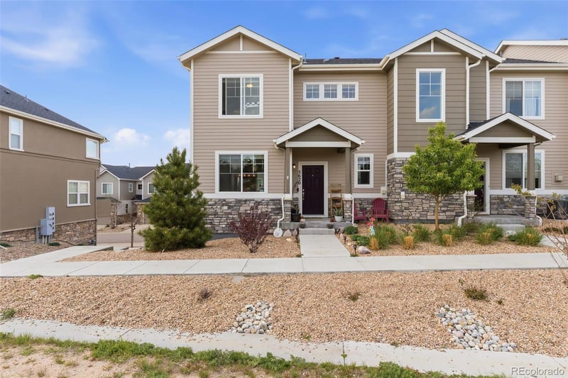 5620 Canyon View Dr, Castle Rock, CO 80104