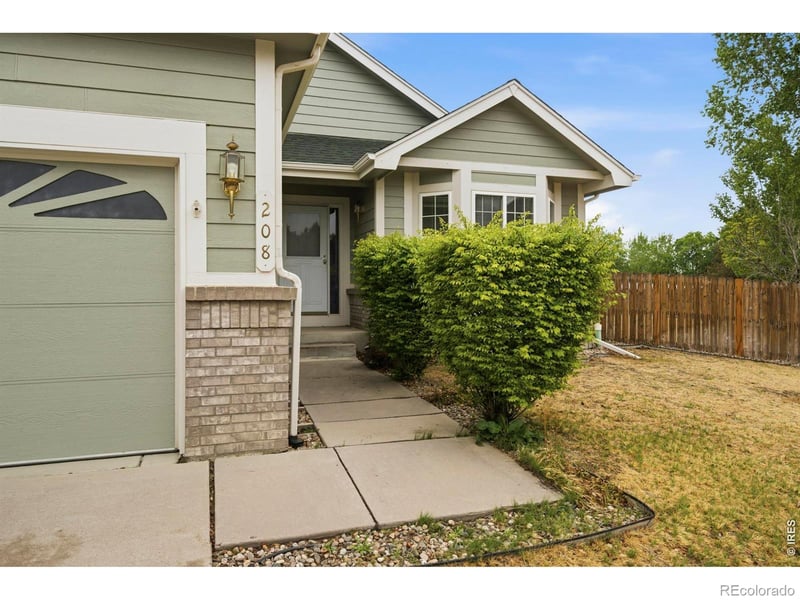 208 Egyptian Ct, Fort Collins, CO 80525