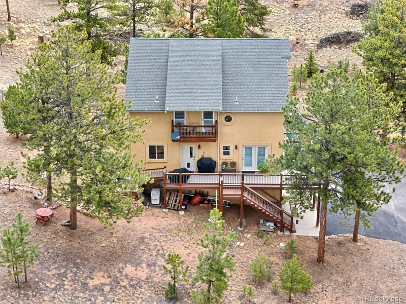 38 Kingston Dr, Florissant, CO 80816