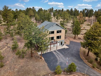 38 Kingston Dr, Florissant, CO 80816
