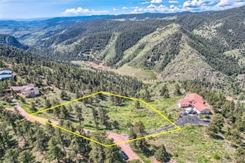 25421 Westridge Rd, Golden, CO 80403