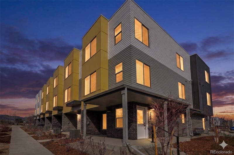 15339 W 68th Loop, Arvada, CO 80007