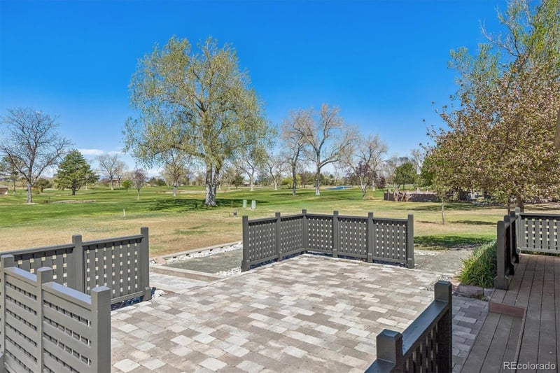 6587 Helena St, Centennial, CO 80016