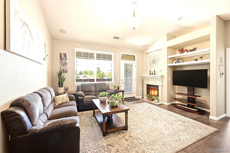 10457 Hampden Ave #203, Lakewood, CO 80227