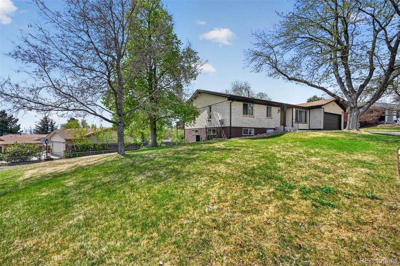 13822 Montana Ave, Lakewood, CO 80228