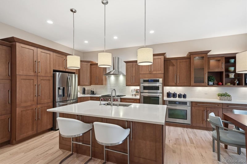 5980 Race Ct, Centennial, CO 80121