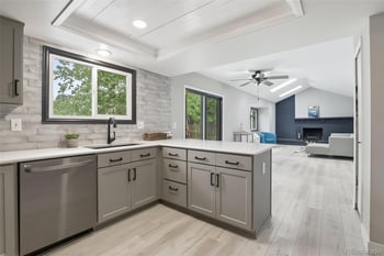 5716 S Lisbon Way, Centennial, CO 80015