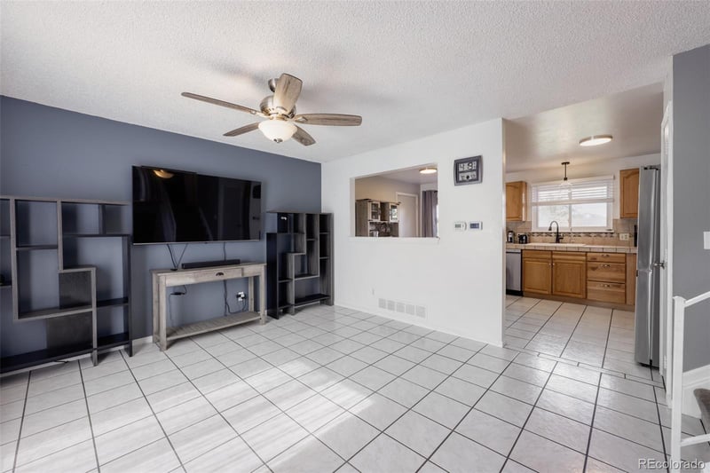 9384 Bellaire St, Thornton, CO 80229