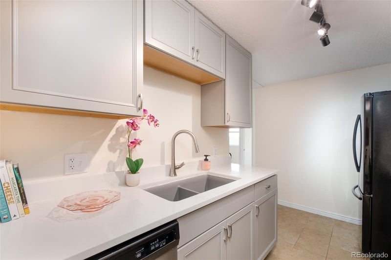 2225 Buchtel Blvd #607, Denver, CO 80210