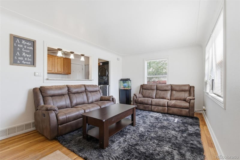 1257 Macon , Aurora, CO 80010