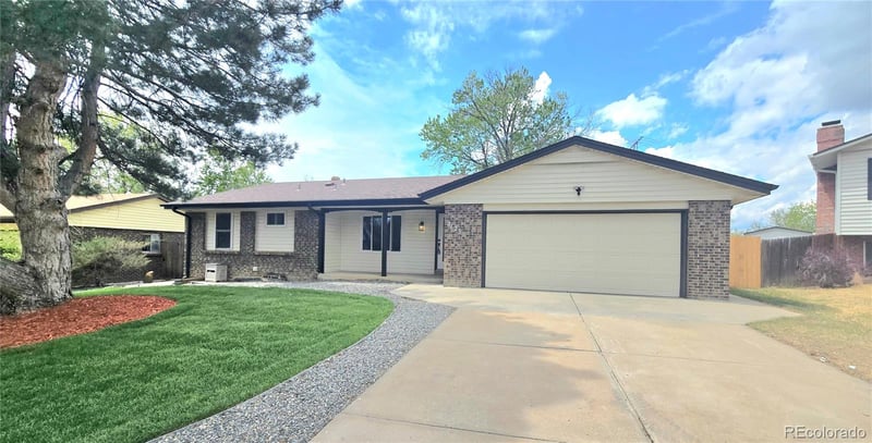 2123 Olathe St, Aurora, CO 80013