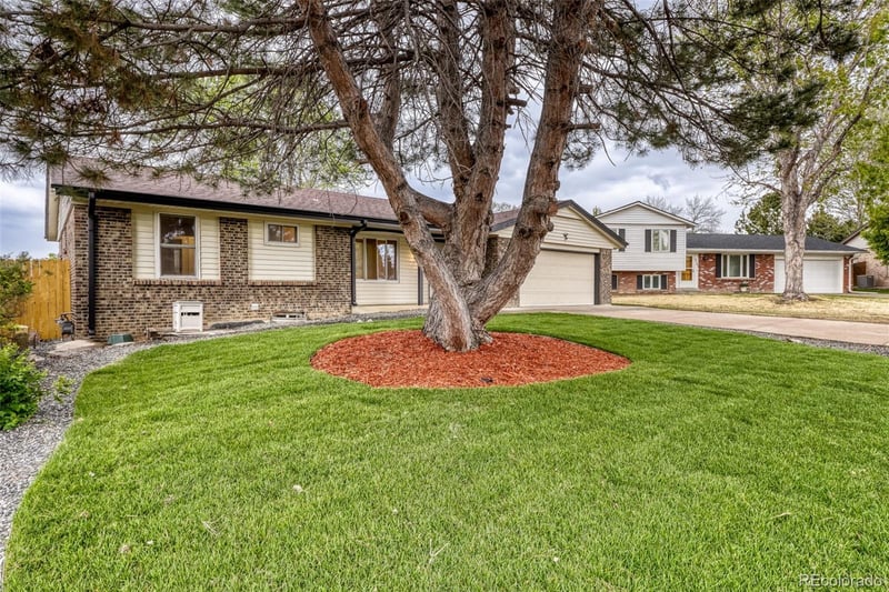 2123 Olathe St, Aurora, CO 80013