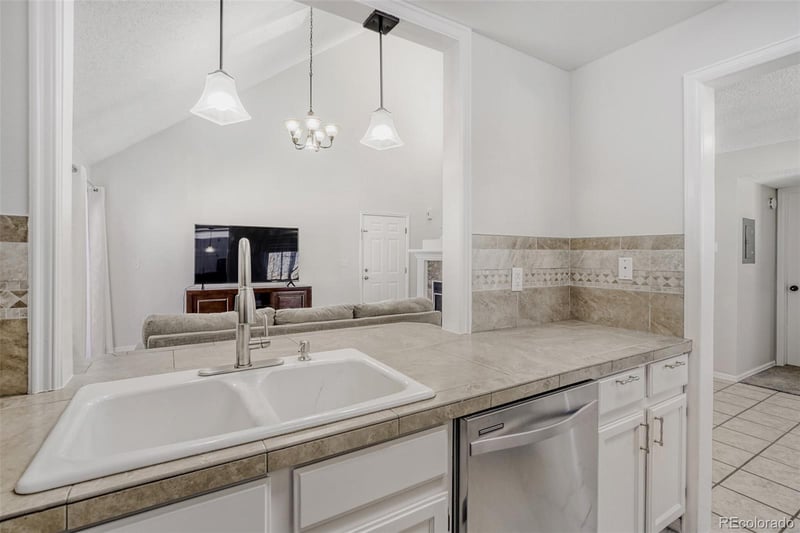 12404 Tennessee Cir #F, Aurora, CO 80012