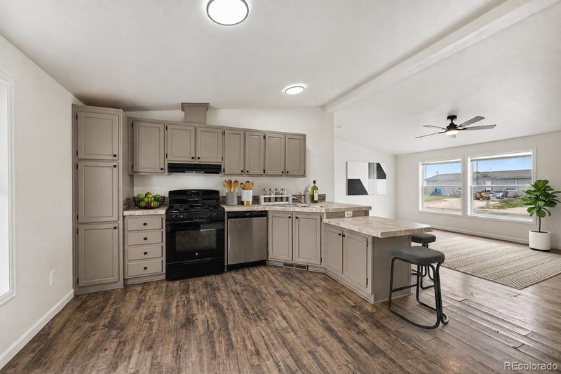 70 Jennifer Cir, Brush, CO 80723