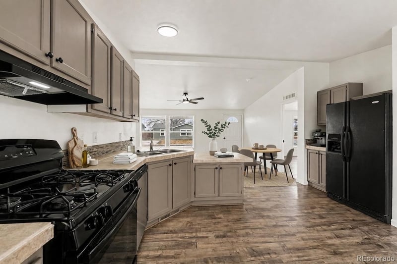 70 Jennifer Cir, Brush, CO 80723
